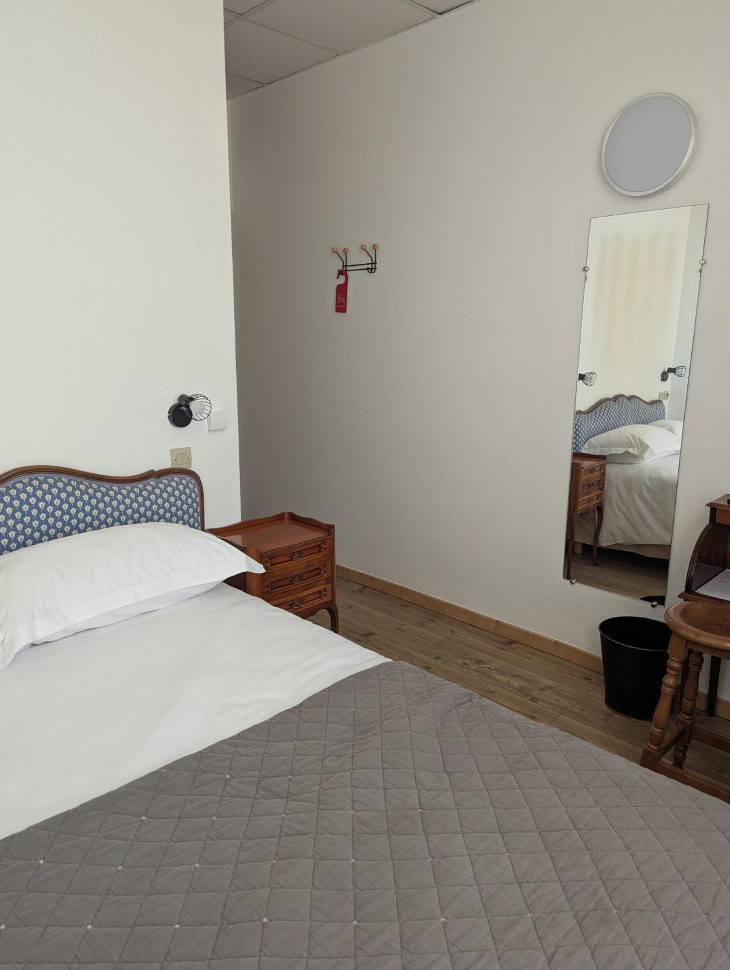 Hotel Du Parc Montelimar Room photo